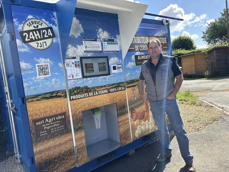 David Blot a conçu et construit lui-même le distributeur.