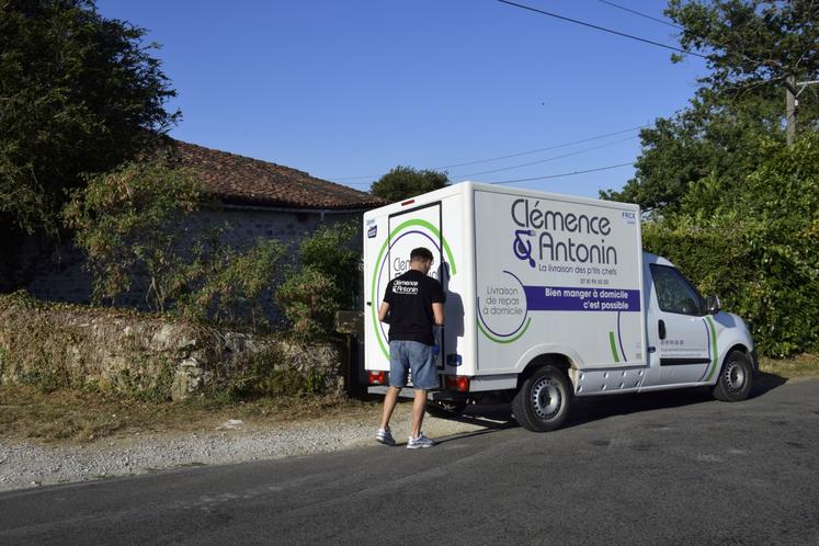 Luigi Bencini est équipé d'un camion frigorifique pour ses livraisons à travers toute la Charente.