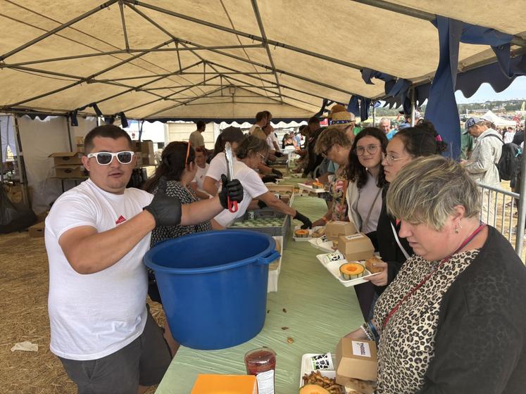 Pas moins de 2 300 repas ont été servis le samedi et dimanche.