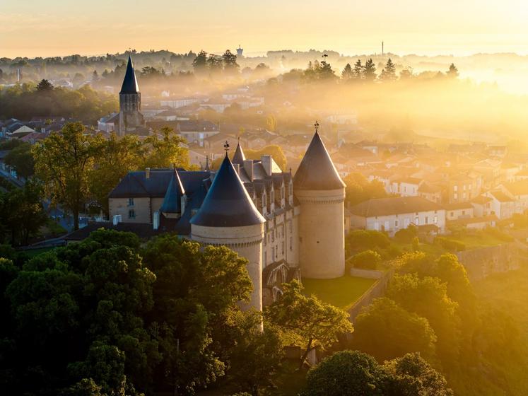 Magazine coup de coeur été Haute-Vienne Château de Rochechouart
