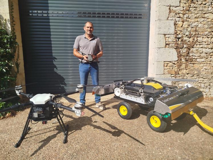 Dron'evo a été créée par Anthony Paumard en août 2025.
