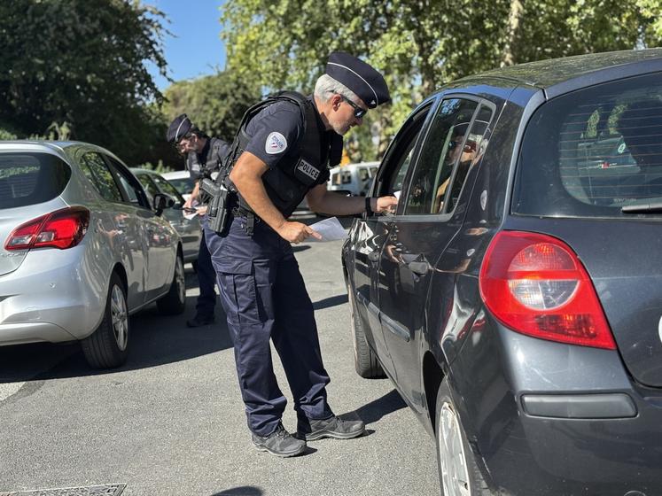 Jusqu'au 1er octobre, les forces de l'ordre vont informer les automobilistes de la possible suspension de permis.
