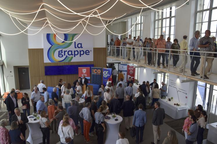 De nombreux élus et acteurs économiques locaux étaient réunis pour l'inauguration de cet équipement de développement économique porté par Grand Cognac.