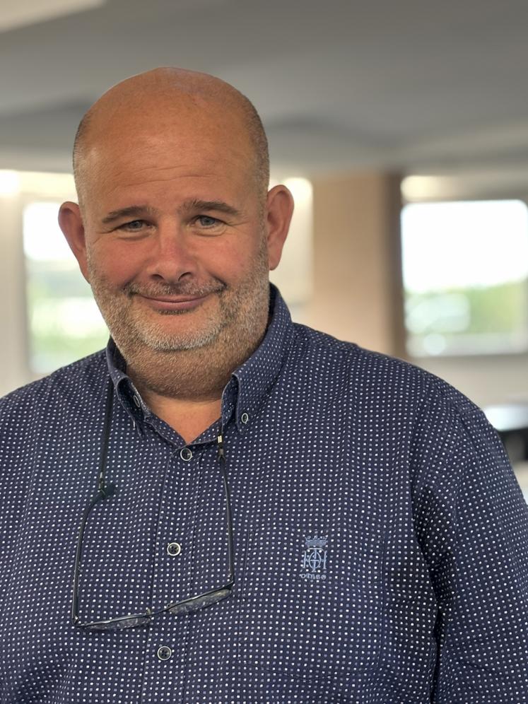 Yannick Masmondet a planté ses premiers oliviers en 2023.