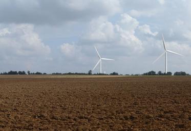 Le projet prévoit d’implanter trois éoliennes sur la commune d’Andilly (ci-dessus, une étude paysagère). 