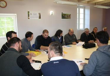 Une dizaine d’éleveurs a participé à l’assemblée générale, à Longèves. 