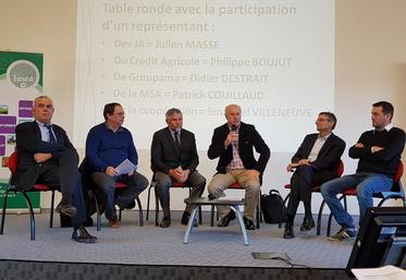 La table ronde a réuni les organisations professionnelles agricoles du département pour un échange sur l’agriculture charentaise de demain.