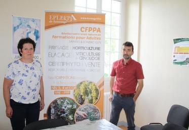 Sylvie Faucon, chargée d’ingénierie de formation et Éric Preiss, formateur, estiment que « la durée totale dépend de la capacité d’investissement du candidat ».