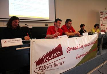 Les jeunes agriculteurs estiment par ailleurs qu’un système assurantiel doit être mis sur pied à destination de l’élevage.