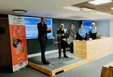 La formation des élus relais a eu lieu à l'école des avocats de Poitiers.