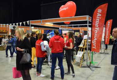 "Notre volonté est de mettre en avant des agriculteurs et de créer du lien avec la population", explique Guillaume Chamouleau, vice-président de la Chambre d'agriculture et ambassadeur #AimeTonAgri.