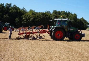 Le concours de labour.