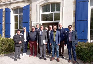 Une visite riche dans les échanges avec le préfet Nicolas Basselier reçu à la MFR de Saint-Germain-de-Marencennes. 