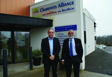 Le président de Charentes Alliance, Bruno Foucher (à droite) et son directeur, Thierry Lafaye.
