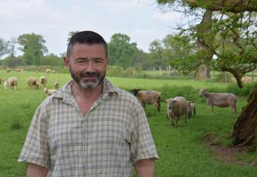 Pour Patrick Soury, il est urgent de garantir un revenu et des perspectives aux éleveurs ovins.