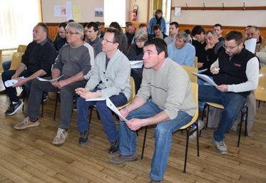 Malgré la crise laitière, les éleveurs de prim’holstein sont mobilisés pour le festival de Chabanais.