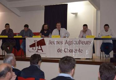 Avant l’intervention de l’économiste Thierry Pouch, le syndicat Jeunes agriculteurs 16 a présenté son rapport d’activité.