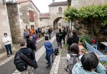 De nombreuses balades à la découverte du patrimoine seront organisées dans les différents villages de la vallée de la Vienne.