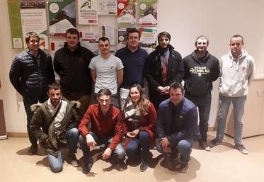 Le nouveau bureau de Jeunes Agriculteurs 17.