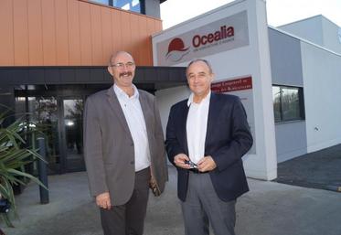 De gauche à droite : le président Philippe Delusset et le directeur, Thierry Lafaye.