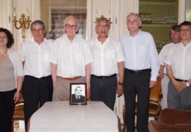 Les chercheurs et les membres de la fondation Poupelain