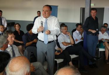 « L'agriculture française n'est pas un handicap contre le réchauffement climatique, mais au contraire est une des solutions », a rappelé le ministre.