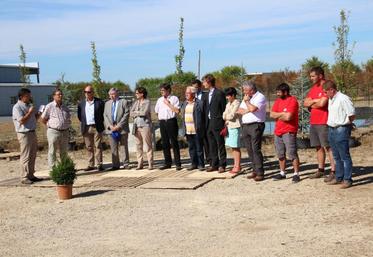 A l’heure de l’inauguration, les politiques étaient nombreux aux côtés des responsables agricoles. 