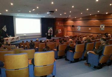 Un public attentif et informé sur les tenants et aboutissants en grandes cultures