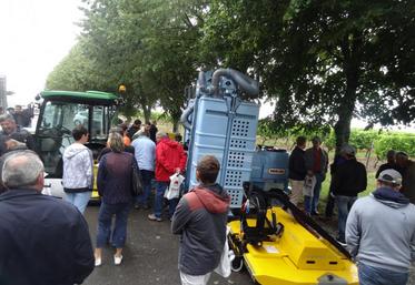Après les ateliers thématiques, les adhérents d’Océalia étaient invités à voir les matériels. 