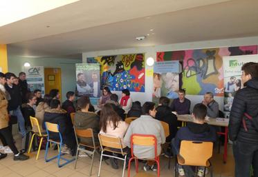 Parmi les ateliers proposés, celui tenu par la MSA et Mutualia pour sensibiliser les futurs exploitants à leur santé et aux risques.