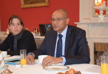 Bénédicte Genin, directrice de la DDT, et Pierre N’Gahane, préfet de la Charente.