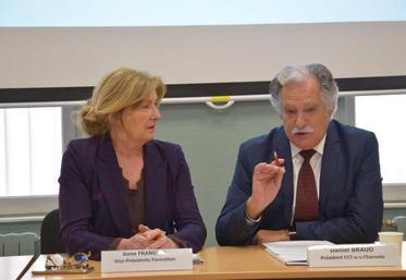 Anne Frangeul, vice-présidente, et Daniel Braud, président de la CCI Charente, ont présenté un plan d’actions tourné vers les entreprises et la formation.