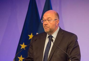 Le fautif : le précédent Gouvernement.