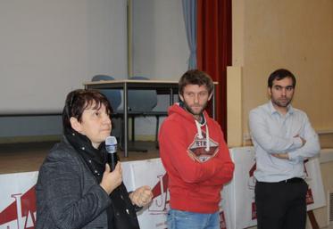 Andrée Lamy, conseillère projets à la Chambre d’agriculture et Arnaud Dubois, président du Point Accueil Installation et vice-président JA 17 ont présenté Julien Chignaguet venu témoigner de son parcours à l’installation.