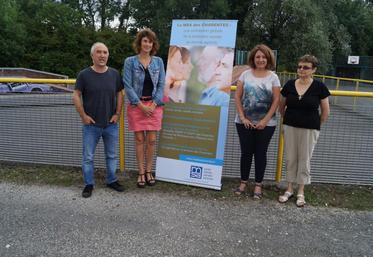 De gauche à droite : Jean-François Rineau, Emmanuelle Jennepin, Laure-Marie Deport et Anne-Marie Poirier.
