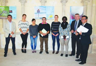 L’IREO de Richemont est en pleine ébullition afin d’accueillir l’exposition sur le réchauffement climatique et organiser la conférence du 19 novembre 2015.