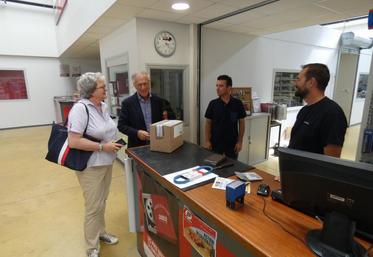 Adeline Bard, sous-préfète de Saintes, en compagnie de Jean-Paul Chambon, Xavier Boisseau et Emmanuel Renouleau.