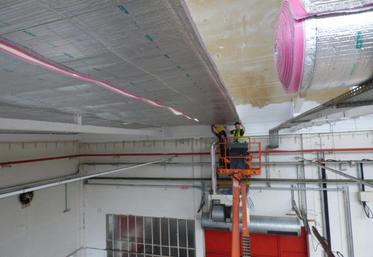 AIso-Bâche est adapté pour les grands bâtiments publics et privés: usines, zones de stockage, grandes surfaces, gymnases, salle des fêtes...