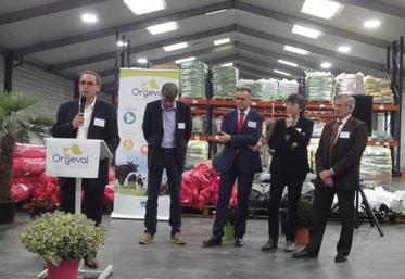 Terra Lacta a réinvesti dans le site de Mareuil-sur-Lay avec l’installation d’Orgeval, sa filiale d’approvisionnement pour être plus proche de la zone de production. La Vendée pèse en effet près de 40 % de la collecte laitière de l’entreprise.