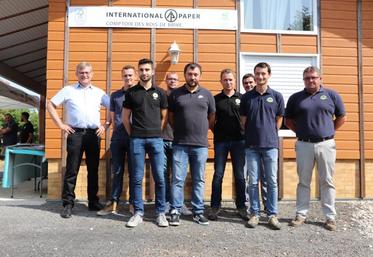 L’équipe de l’agence du CBB de Saint-Projet est à l’écoute des propriétaires forestiers et des clients.