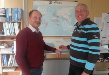 De gauche à droite : Didier Simonnet et Gérard Gillibert.