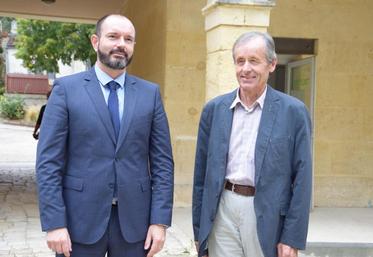 Yannick Laurent (à g.), ici avec Jacques Bougnaud le président, est le nouveau directeur de l’Ireo de Richemont.
