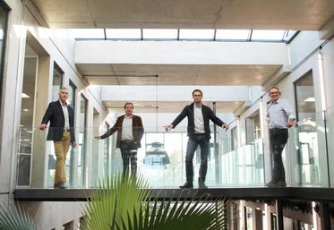 De gauche à droite : Patrice Guigan, président de BCEL Ouest ; Vincent Rétif, président d’Évolution ; Damien Laroche, président de Copavenir ; Thierry Le Druillenec, président de GDS Bretagne.