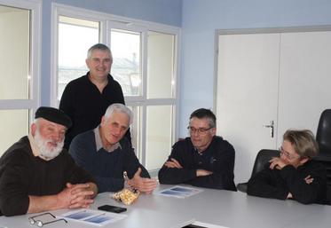 Des rencontres cantonales de proximité (ici à St Genis de Saintonge) pour mieux connaître les projets et les problématiques des territoires.