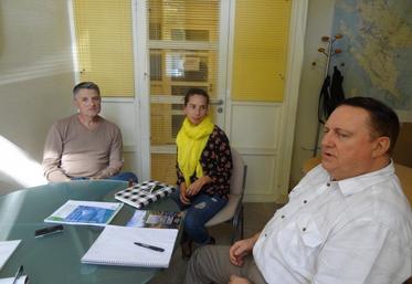 Loïc Anras, Florence Thinzihal et Gérard Miossec, du Forum des marais atlantiques.