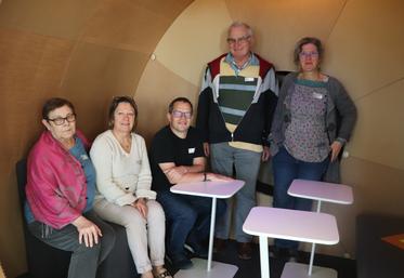 L’animatrice Laurence Rouher affirme qu’« un tout petit nombre de fermetures de magasins ne doit pas masquer la dynamique régionale des magasins de producteurs ».