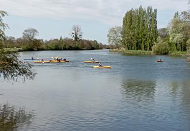 Canoës sur le fleuve Charente près de Saint-Savinien. (Photo d'archives)