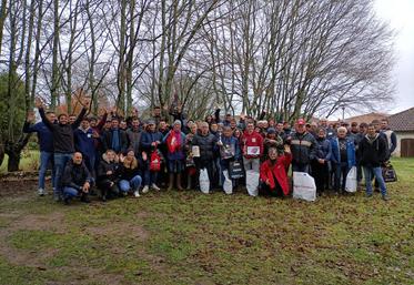 Les participants de la 9ème édition du concours de taille des JA 17.