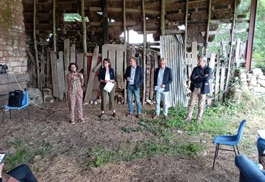 Les partenaires du programme "Biodiversité et agriculture" (Association Noé, AGPB, Océalia et Chambre d'agriculture régionale) ont présenté les résultats le 13 juin à Plassay.