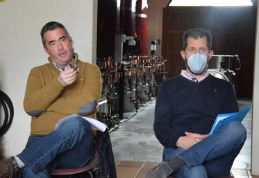 Pascal Guilloton note que la production reste faible mais la demande progresse légèrement.